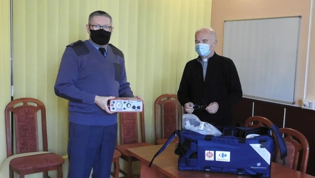 Respirator od Caritas trafił do szpitala w Krakowie