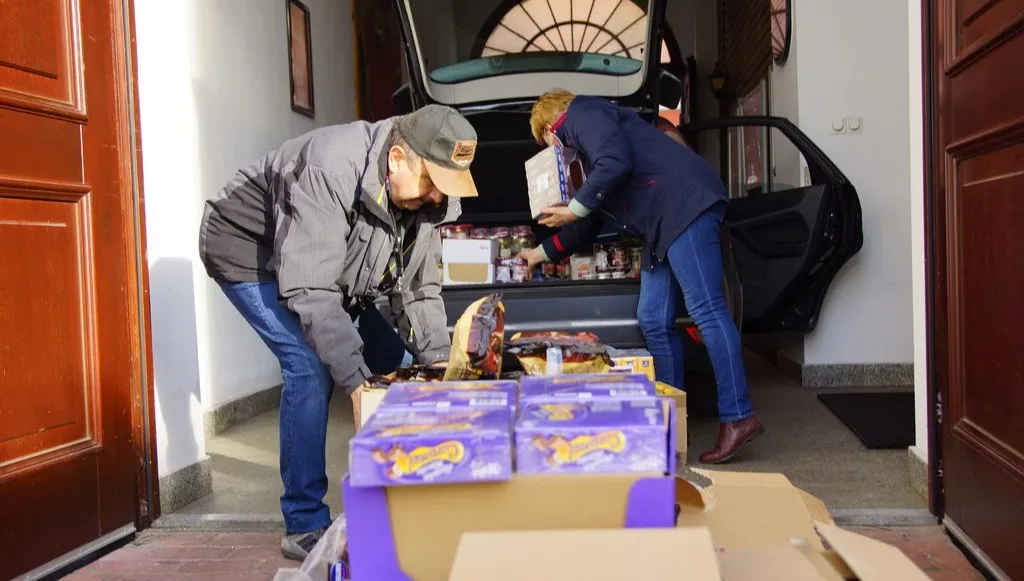 Caritas szykuje świąteczne paczki dla seniorów