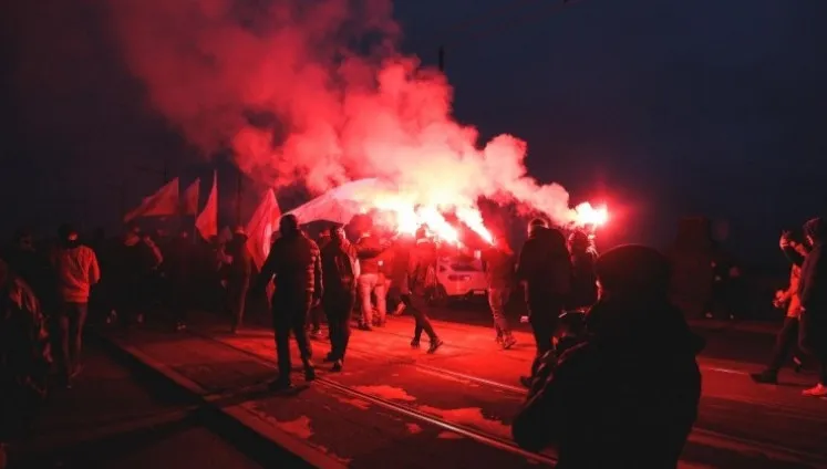 Reporter zraniony przez policję chce odszkodowania. "Może to być kwota z sześcioma zerami"
