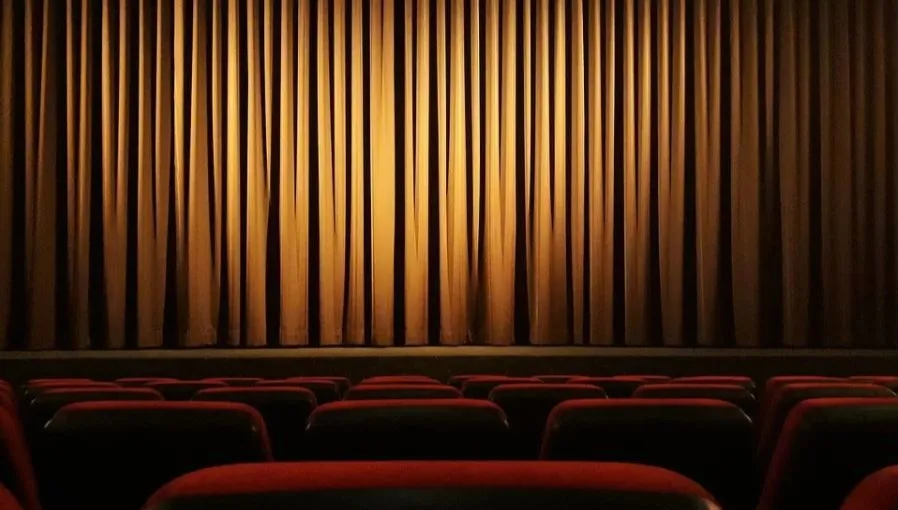 "2020: Burza" - premiera online