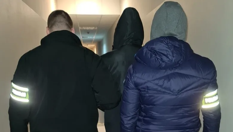 Pobił za zwrócenie uwagi na brak maseczki. 56-latek zbiegł, ale szybko wpadł w ręce policji