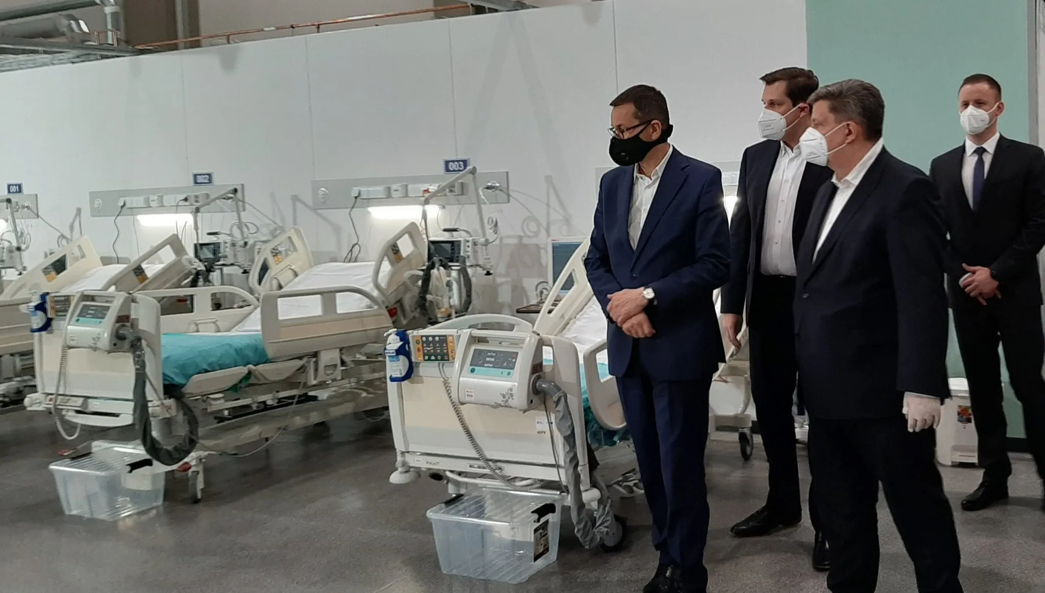 Premier wizytował szpital rezerwowy w Łodzi