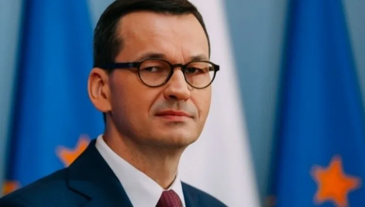 Premier wspomina stan wojenny i swojego ojca. "To był czas szybkiego wejścia w dorosłość"