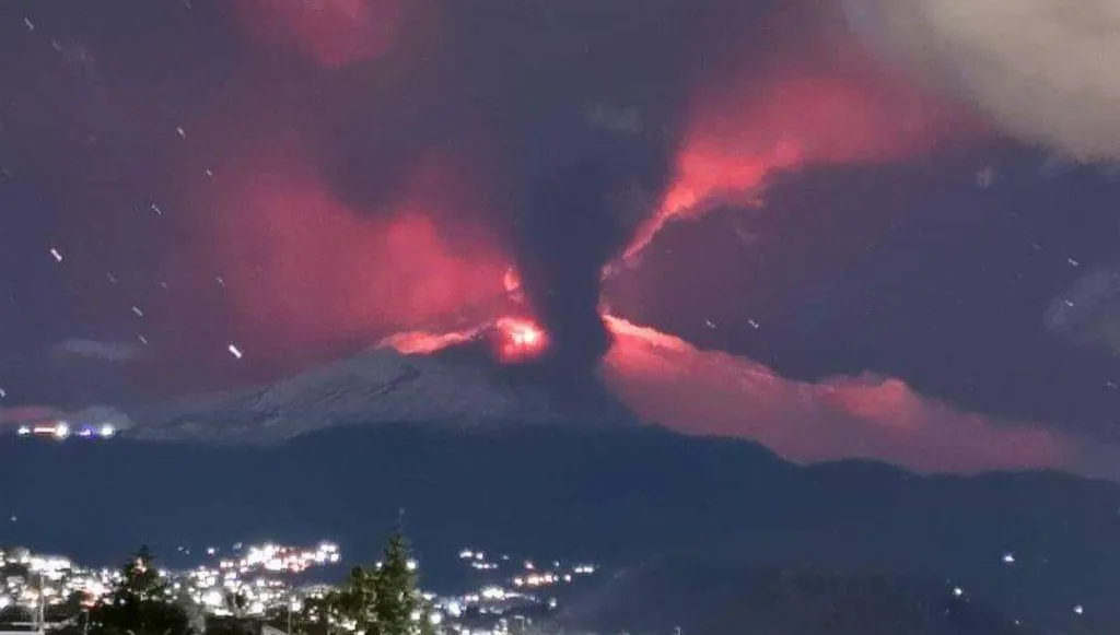 Przebudził się wulkan Etna