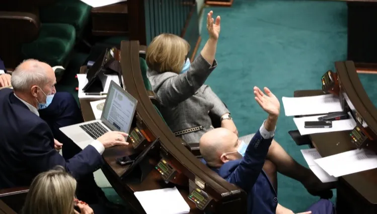 Sejm głosował nad poprawkami Senatu