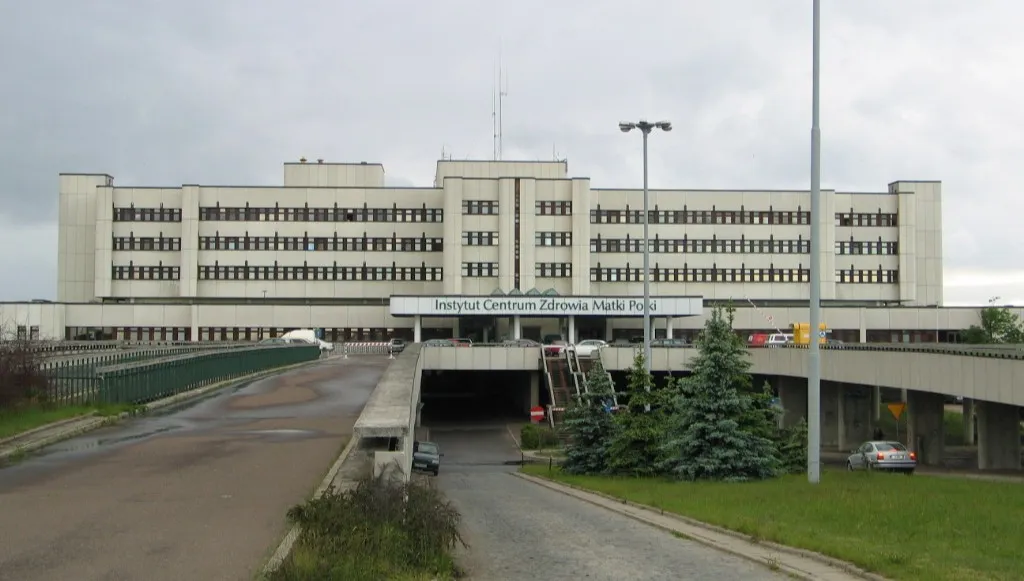 Pożar w Instytucie Centrum Zdrowia Matki Polki w Łodzi. Ewakuowano ok. 300 osób