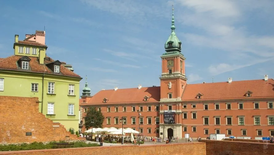 Zamek Królewski na stałe online