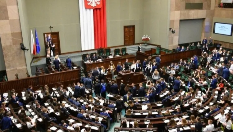 Sejm wznowił obrady