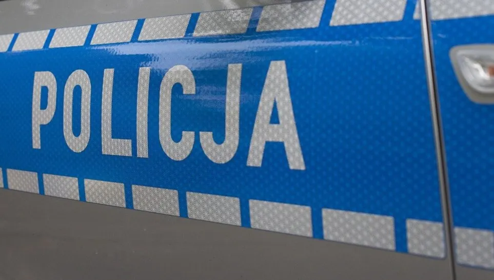 Z nożem w ręku zaatakował i okradł własną babcię