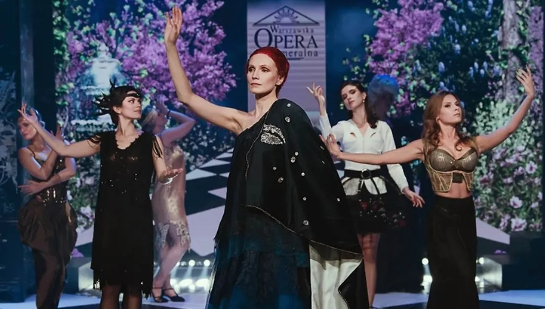Gala „Mozart Night” z pokazem mody. W strojach z epoki wystąpiły aktorki młodego pokolenia
