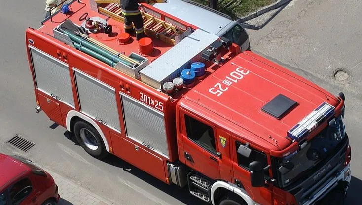 Destylował alkohol, wysadził mieszkanie