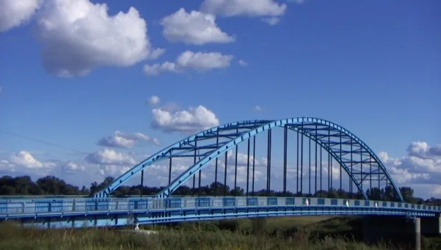 Most w Świerkocinie zamknięty dla samochodów