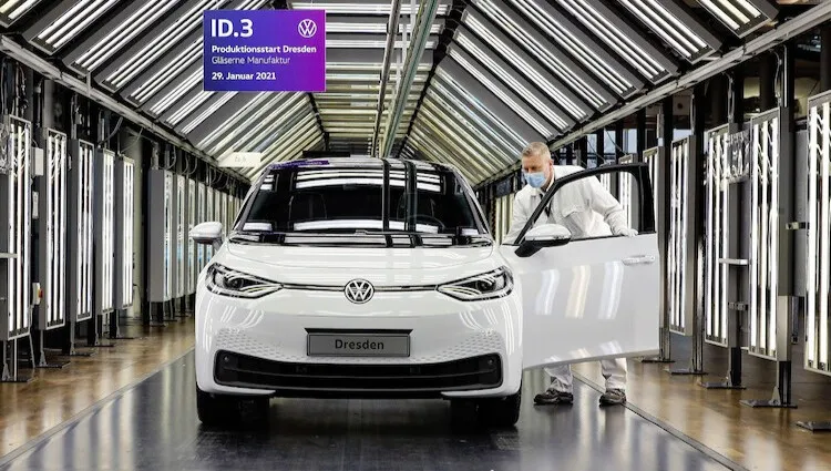 Początek seryjnej produkcji ID.3 w Szklanej Manufakturze w Dreźnie
