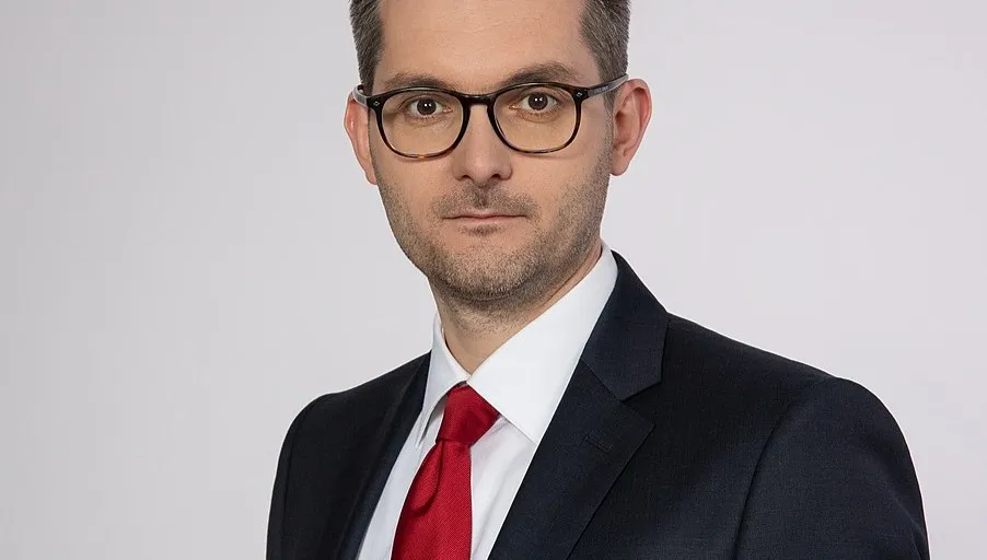 Wiceminister rozwoju o pozwach firm