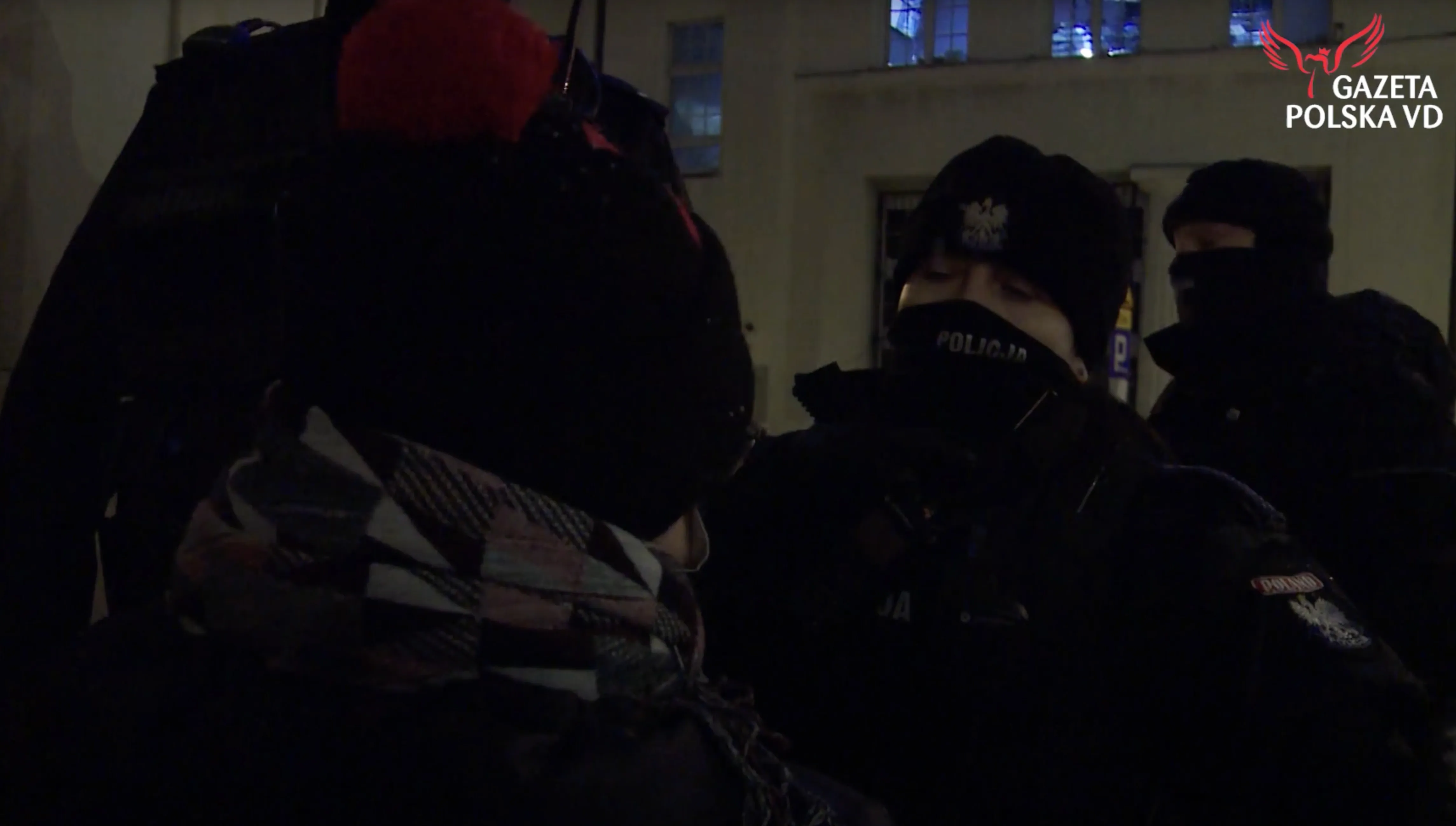 Ataki na policjantów, prowokacje, wyzwiska. Nawet "życzenia" gwałtu. "Niestety, to częsta sytuacja"