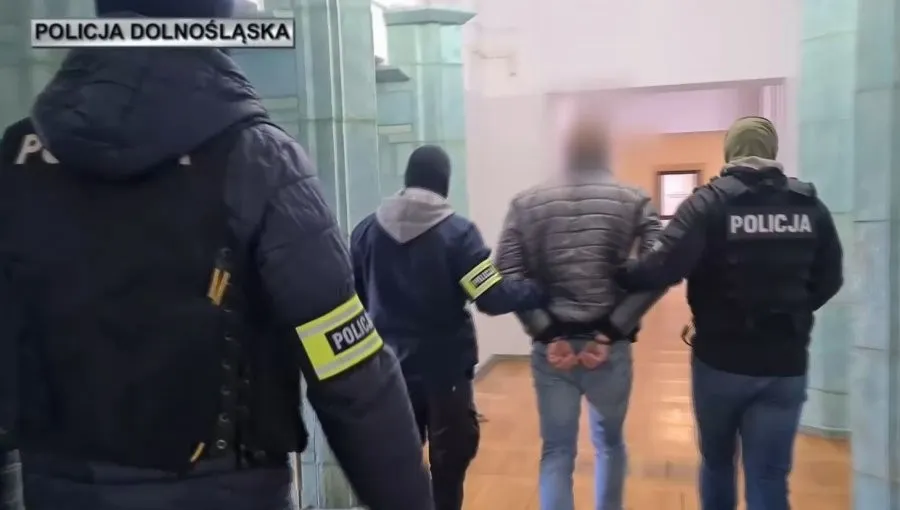 Pseudokibice okazali się dealerami narkotykowymi - WIDEO