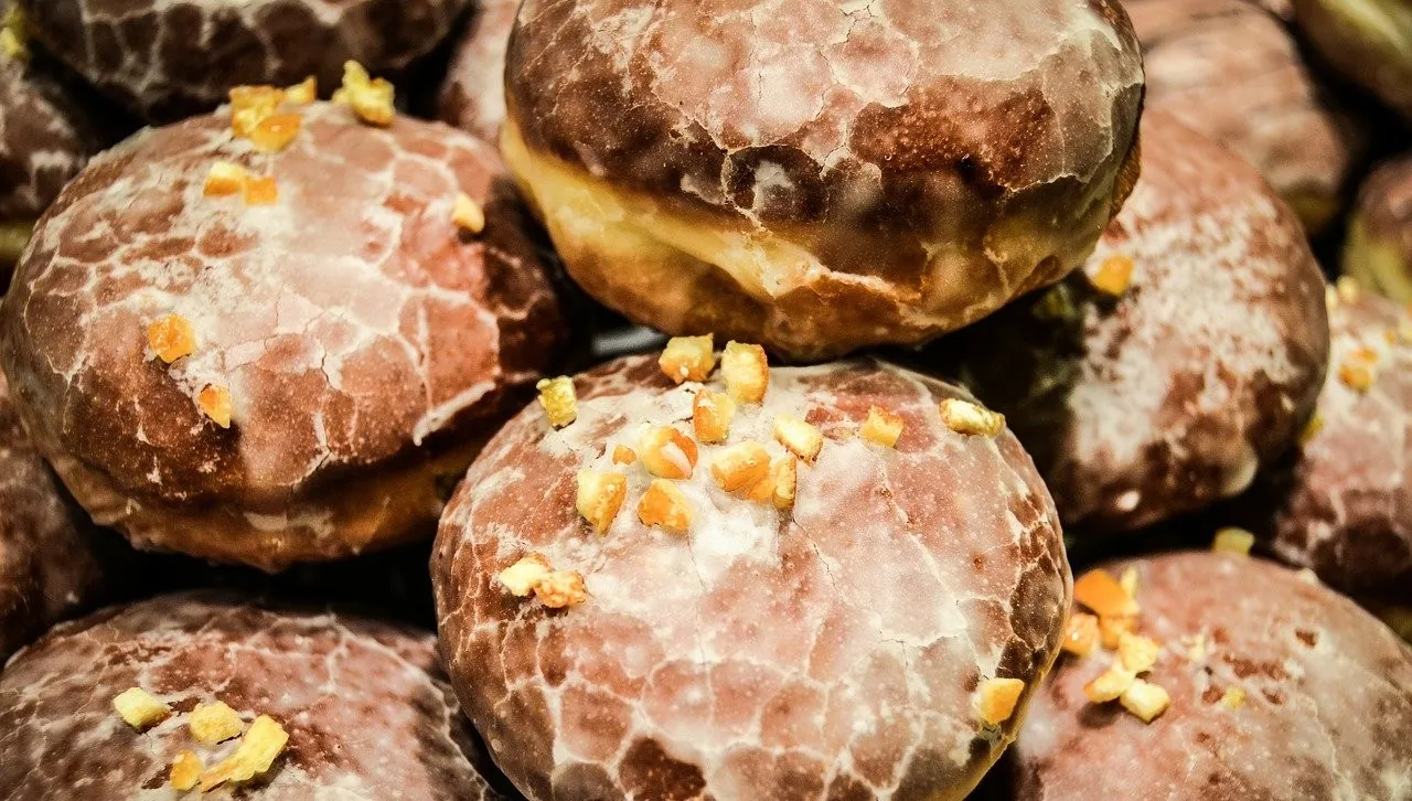 Polskie pączki gratką dla Polaków w Budapeszcie! "Tęsknią za nadzieniem różanym, naszym smakiem"
