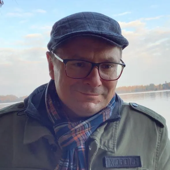 ,Tomasz P. Terlikowski,