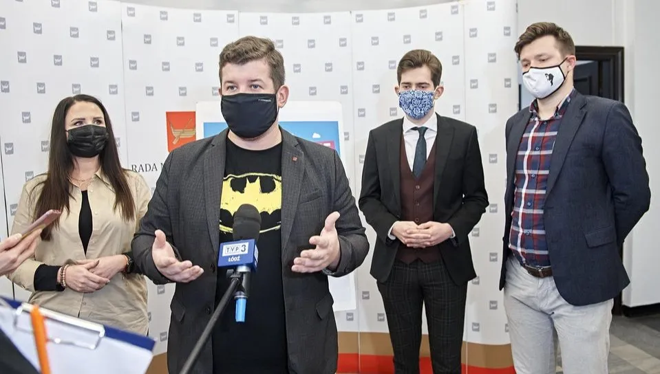 Stary piec? Radni pomogą wypełnić wniosek