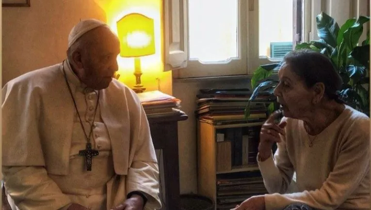 Niezwykły gość reżyserki ocalałej z Holokaustu. Edith Bruck odwiedził... papież