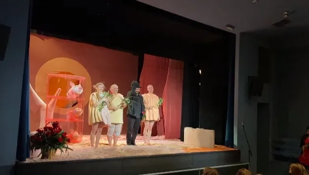 W olsztyńskim teatrze bajka... autora hymnu sowieckiego