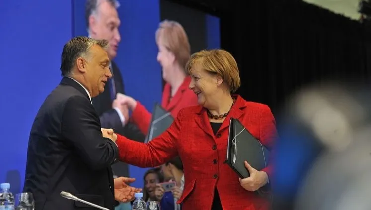 Fidesz na razie samodzielnie w PE