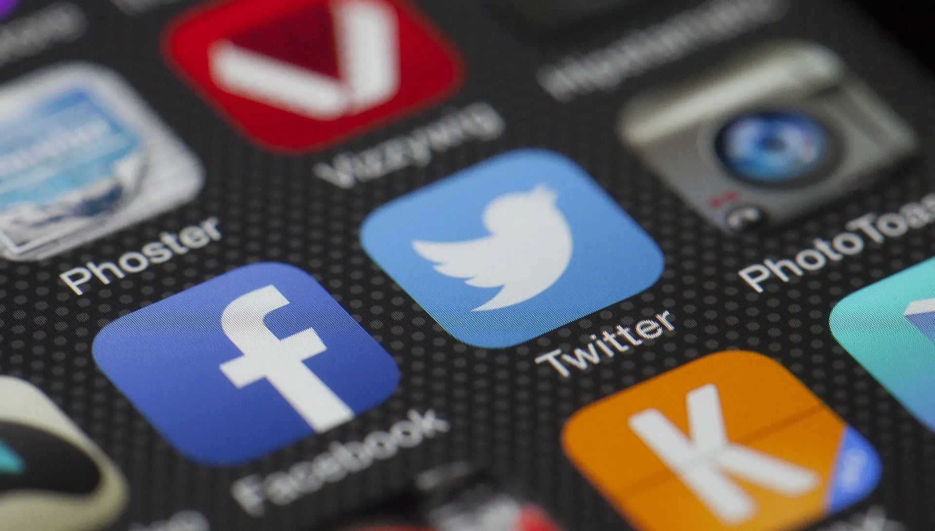 Operator zablokuje działanie Twittera w Rosji. Stawia serwisowi warunek