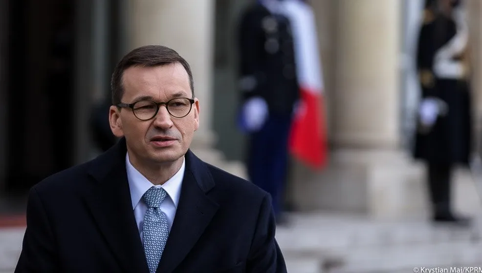 Morawiecki w Paryżu: Europa w czasie pandemii musi działać w sposób solidarny