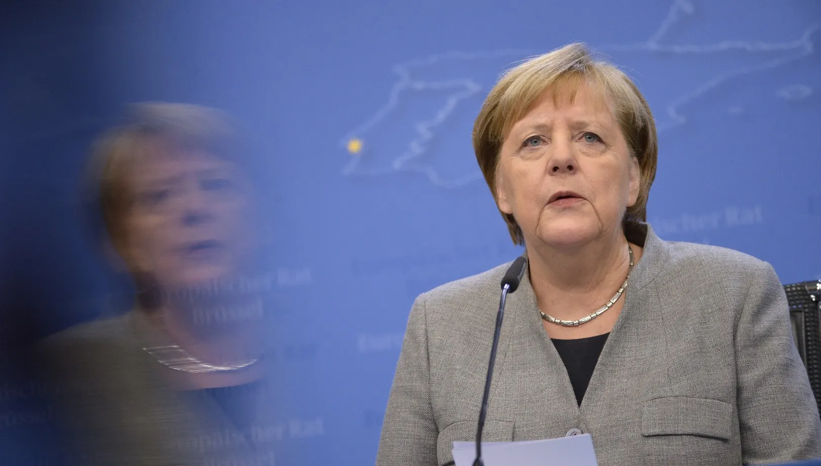 Nie będzie dymisji Merkel! "Poprosiłam ludzi o wybaczenie"