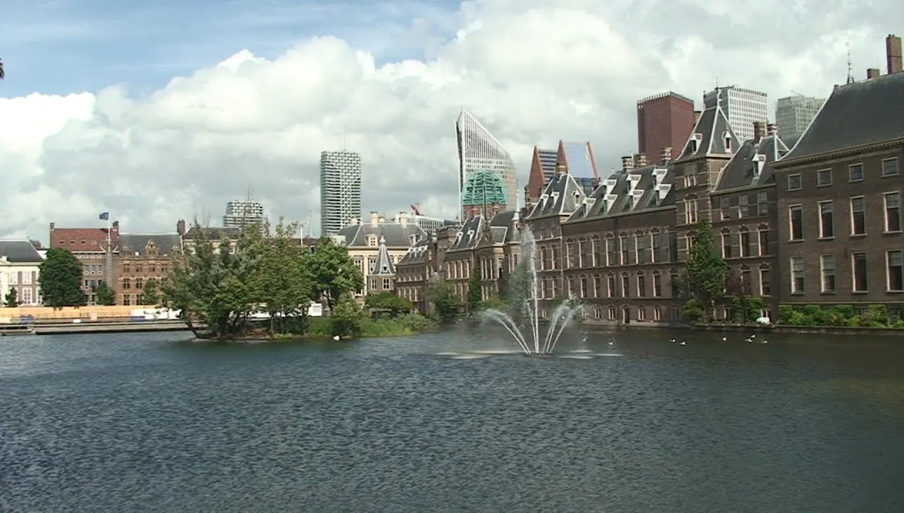 Holenderski parlament ewakuowany