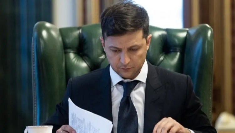 Zełenski zatwierdził militarną strategię