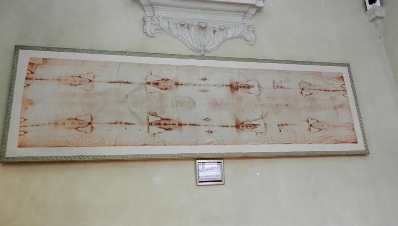 Wystawienie Całunu Turyńskiego. "Pragnę, by to pomogło wielu osobom, które przeżywają trudności" [WIDEO]