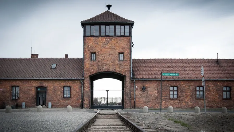 Muzeum Auschwitz - online