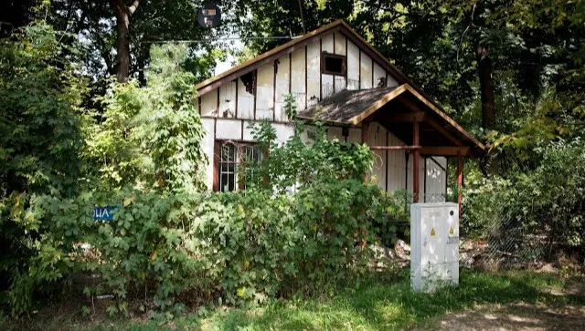 Będzie remont domku Ryszarda Kapuścińskiego