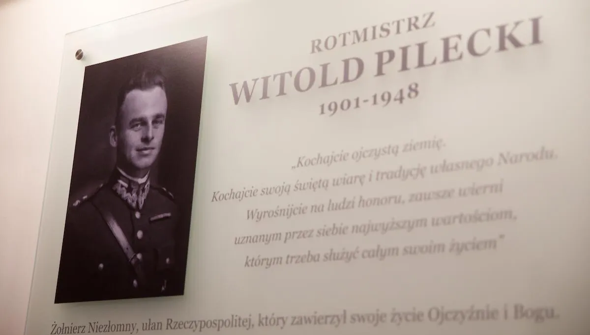 "O jego heroizmie powinien usłyszeć świat". Premier wspomina rotmistrza Witolda Pileckiego