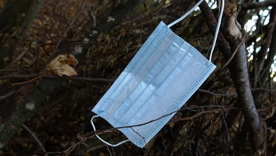 Od dziś  bez maseczek na zewnątrz