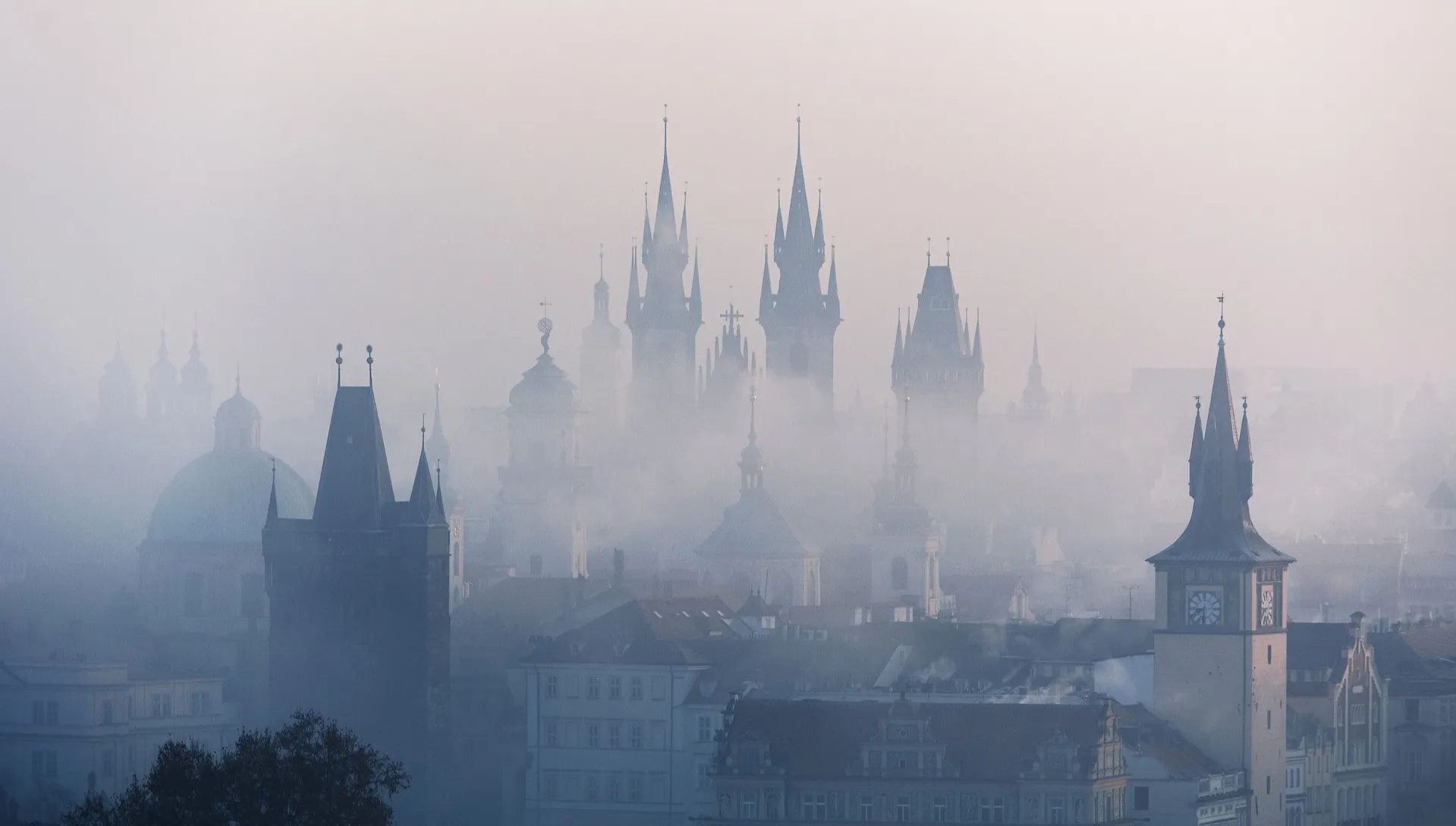 Rosyjscy dyplomaci opuścili Czechy. Łącznie - 54 osoby