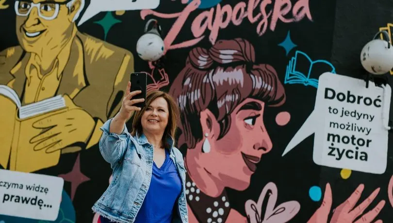 Norwid, Różewicz, Zapolska, Lem... Na warszawskiej "patelni" powstał wyjątkowy mural
