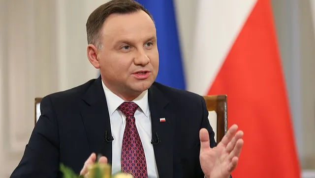 Prezydent "gotowy nieść pomoc i wsparcie" polskim rodzinom
