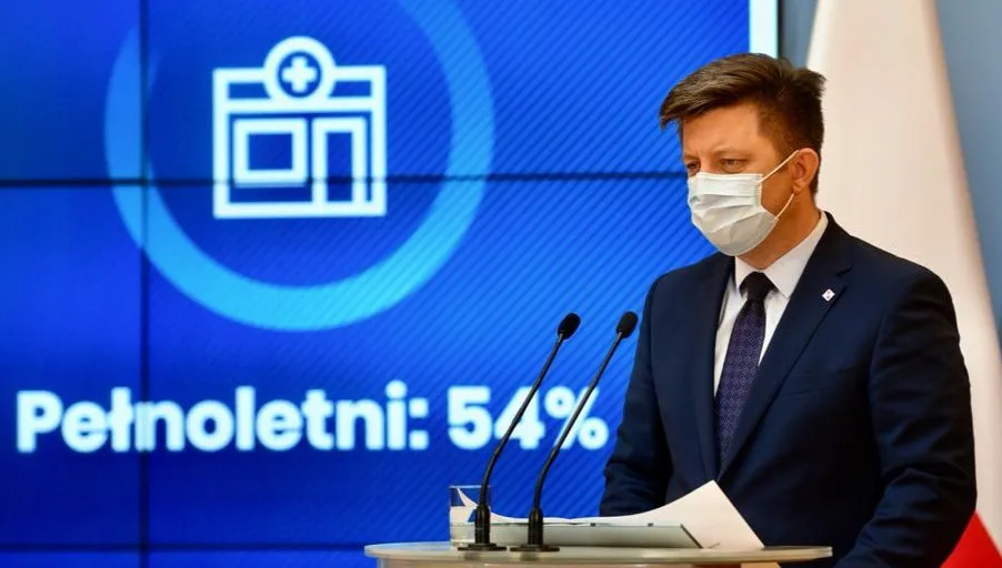 Krążą spekulacje o przymusie szczepień. Dworczyk precyzyjnie o obecnej sytuacji