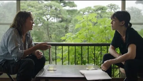 Charlotte Gainsbourg: potrzebowałam kamery, żeby powiedzieć mamie "kocham cię"