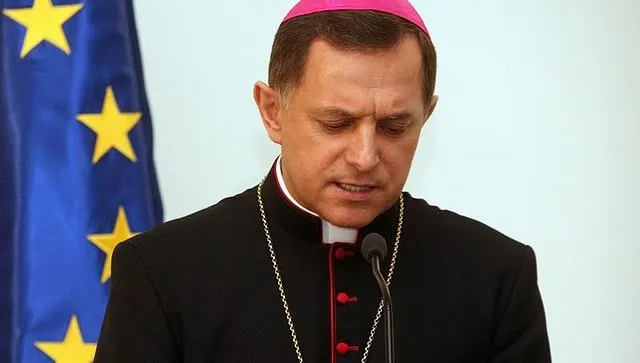 Arcybiskup w Łodzi: Szkaplerz nie tylko chroni, ale i zobowiązuje