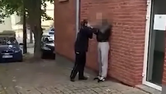 Znieważali w sieci policjantkę. Teraz za to odpowiedzą