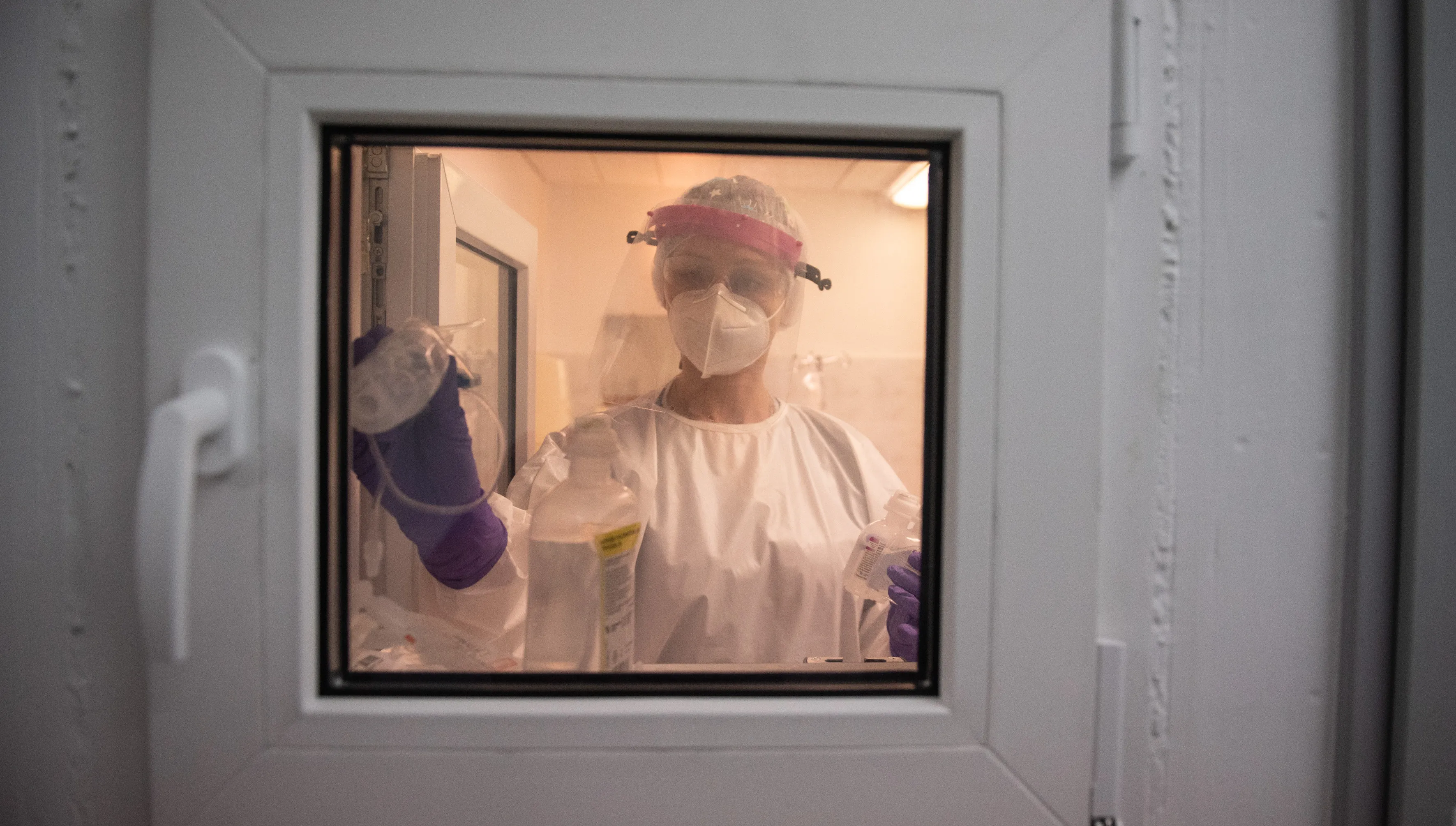 Najnowsze dane Ministerstwa Zdrowia: 138 zakażeń koronawirusem. Zmarły 3 osoby