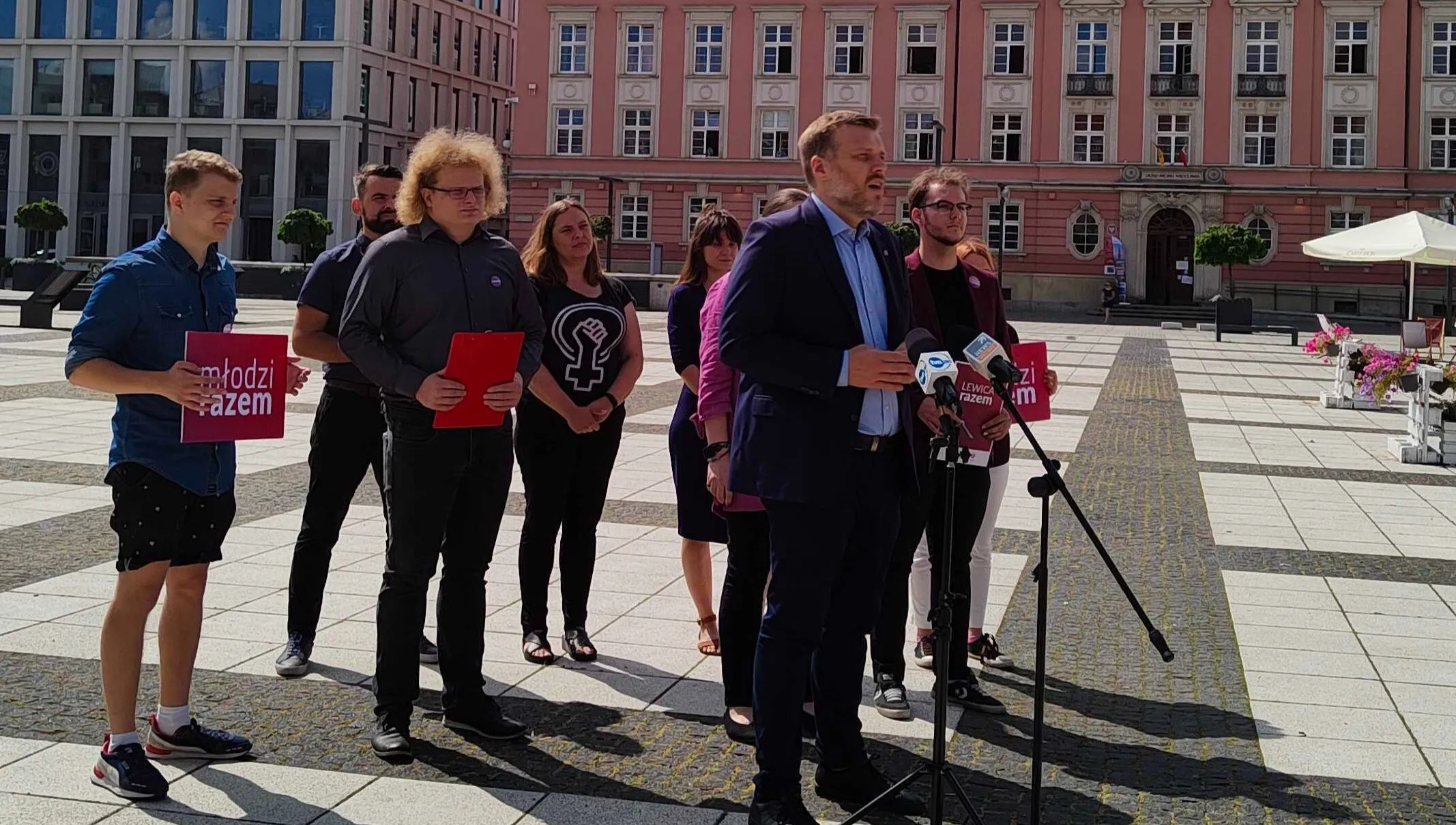 Zandberg we Wrocławiu straszy powodzią z 1997 r.