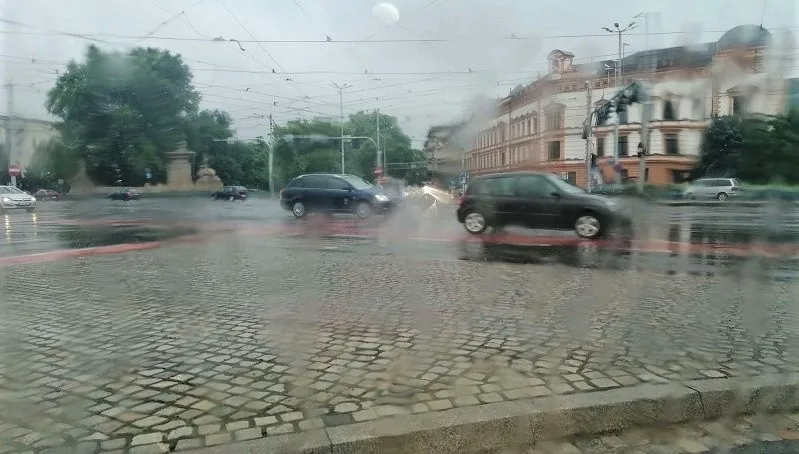 Sprzątał po wypadku, został śmiertelnie potrącony