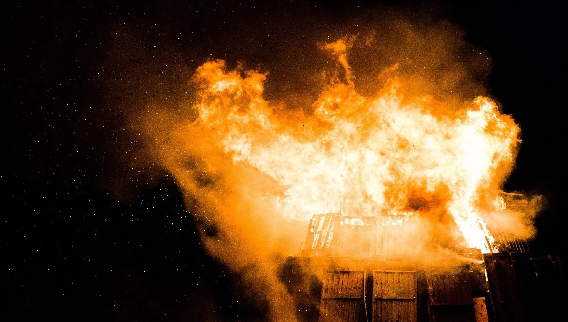 Eksplozja cysterny w Libanie. Nie żyje 28 osób