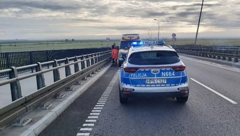 Policjanci uratowali życie mężczyzny. Chciał popełnić samobójstwo 