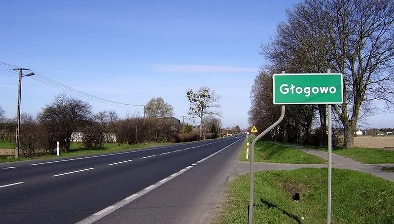 Zderzenie trzech aut na drodze Toruń-Warszawa
