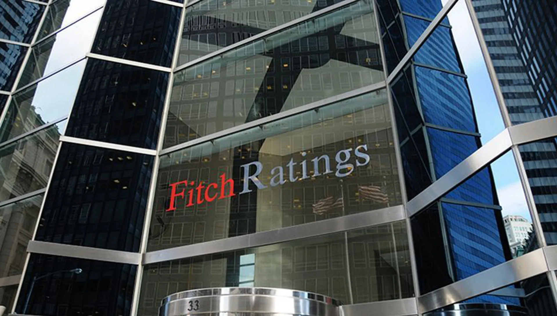 Agencja Fitch chwali Polskę